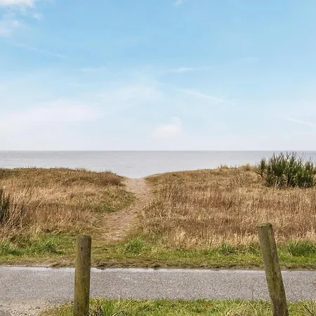 6 Person In Glesborg-by Traum *